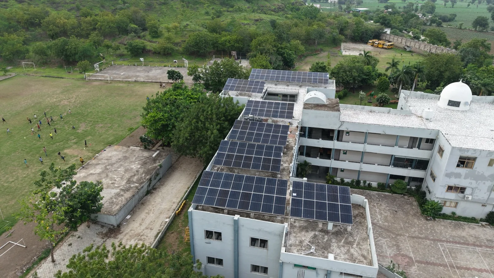 Paramount Academy commercial solar installation, Barwani